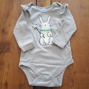 FREE W/PURCHASE ITEM! Longsleeve bunny onesie